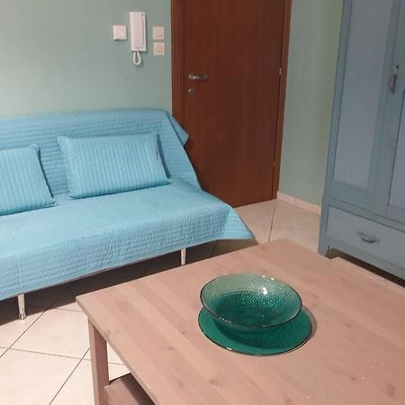 Central Studio Very Close To The Port Of Волос Экстерьер фото
